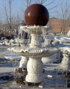 成都特色雕塑藝術 金屬、砂巖、瑪雅石與噴泉的完美融合